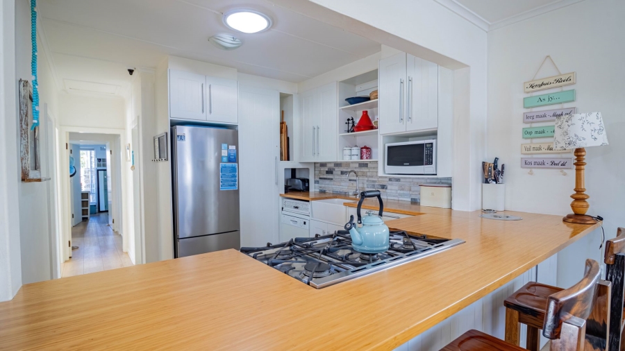 4 Bedroom Property for Sale in Yzerfontein Western Cape